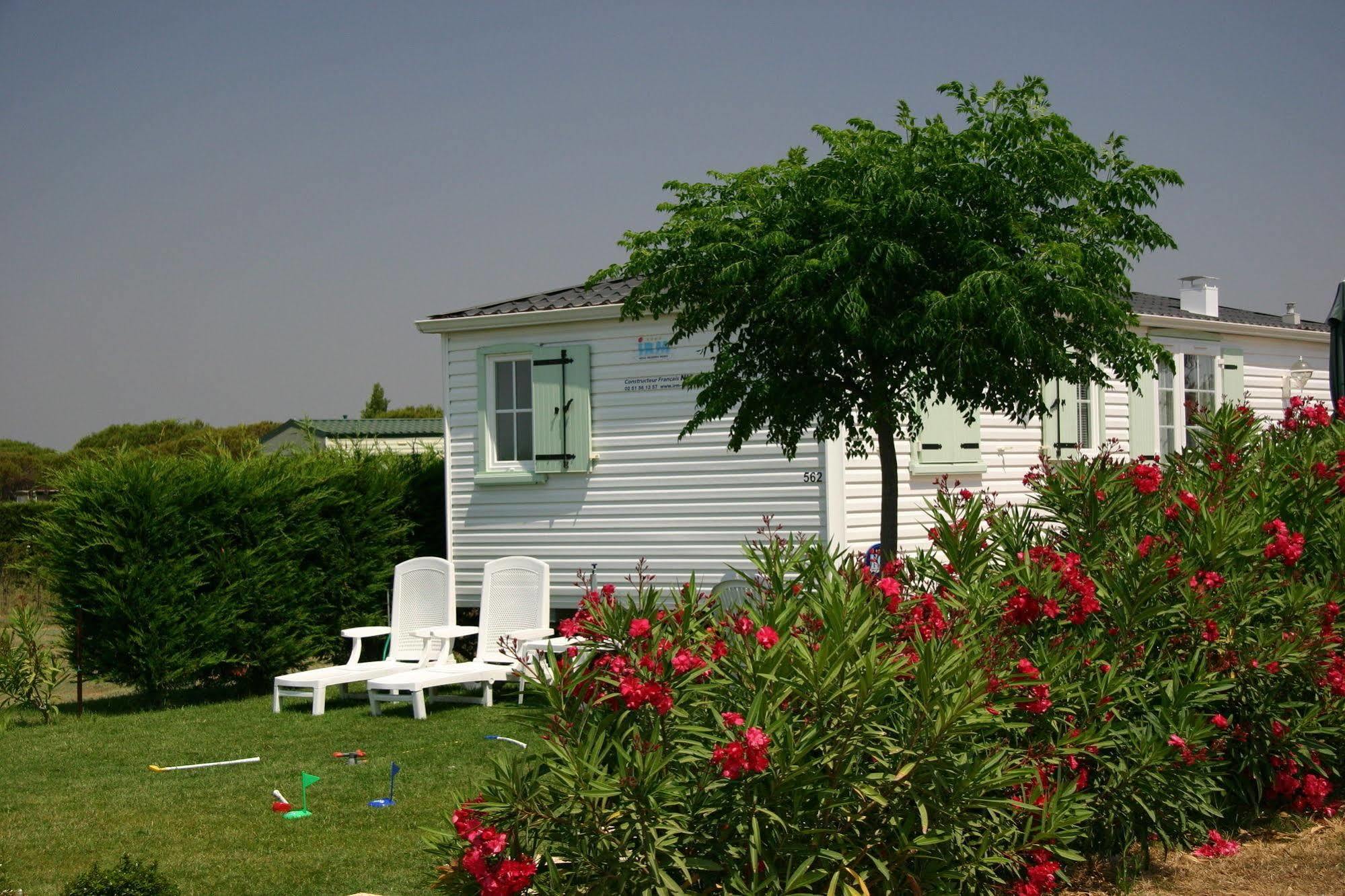 Camping Officiel Siblu Le Lac Des Reves ラット エクステリア 写真